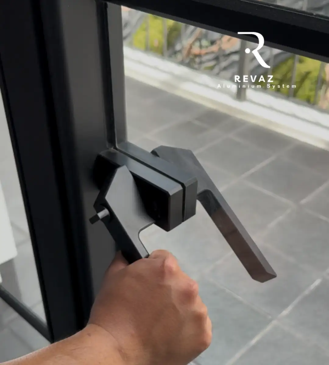 Aluminium door hardware detail