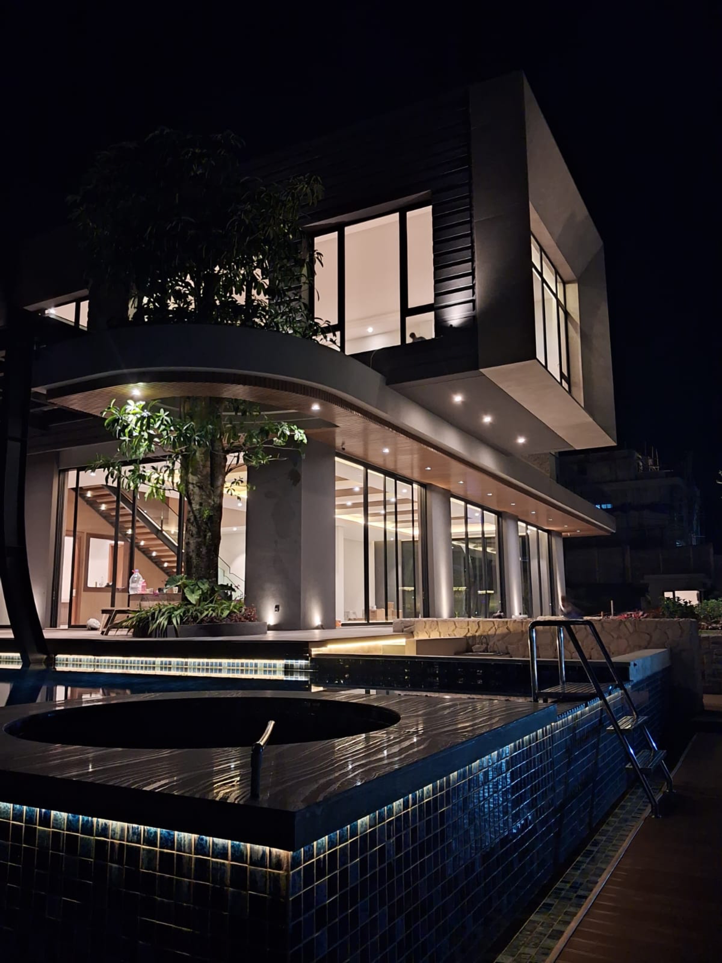 Revaz aluminium project